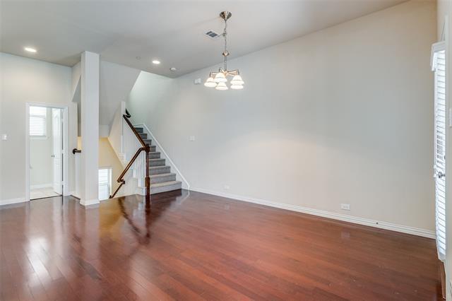 Photo - 2326 Stutz Dr Unit 103