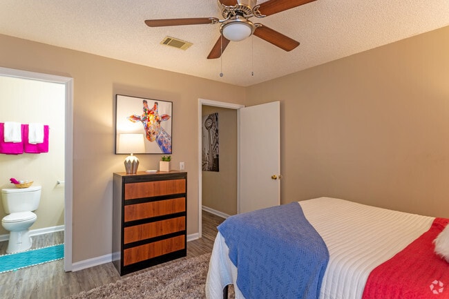4BR, 4BA