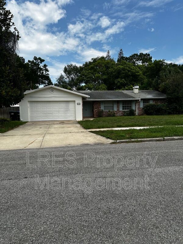Building Photo - 2719 Merrie Oaks Rd