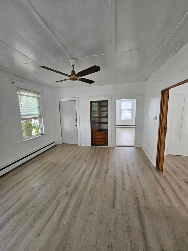 Photo - 35 Middle St Unit 1