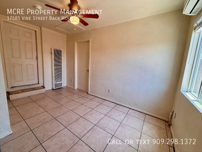 Photo - 17585 Vine St