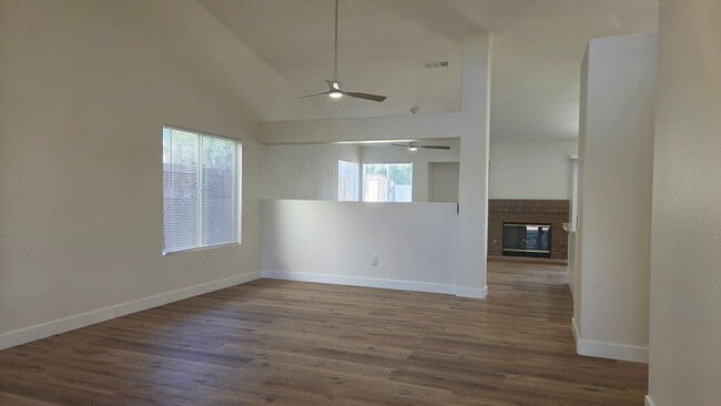804 Napa St