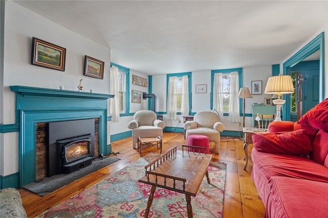 Building Photo - 3040 Agard Rd