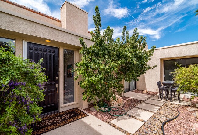 Photo - 645 Hospitality Dr