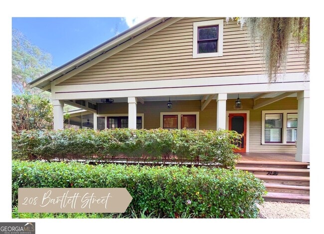 Photo - 208 Bartlett St