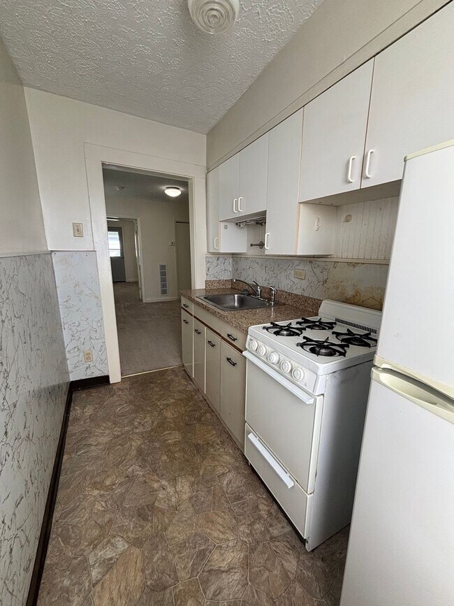 61 Columbia Ave Unit 202