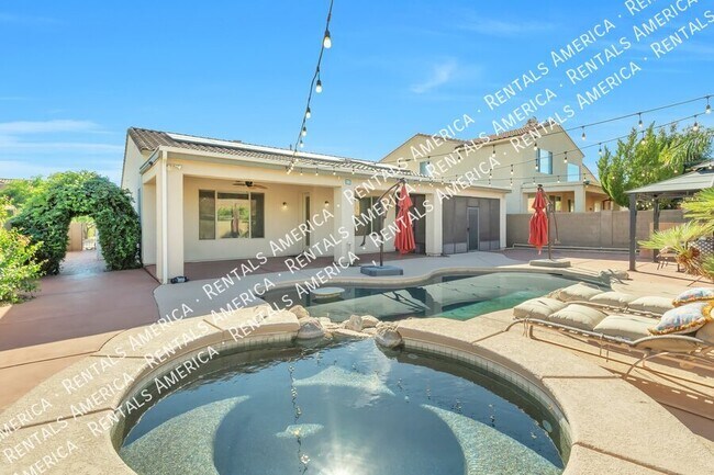 Photo - 561 E Via Puente De La Lluvia