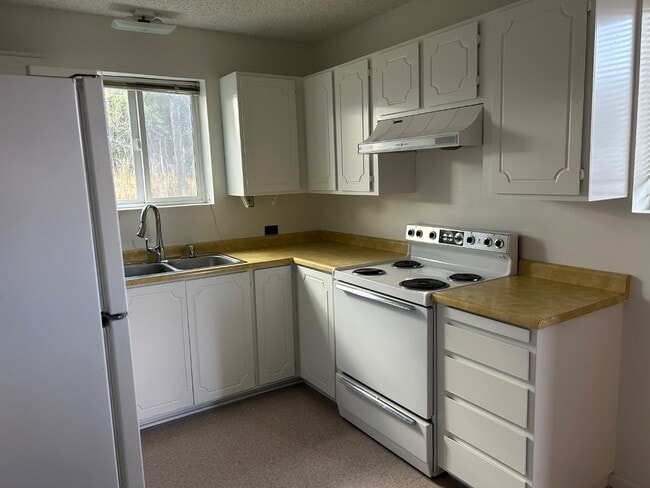 Building Photo - 443 Judith Rd