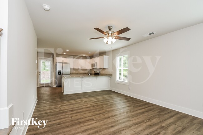 Photo - 6955 Overton Cir