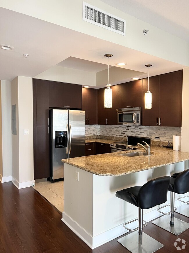 Building Photo - 315 NE 3rd Ave Unit 1105 Rental
