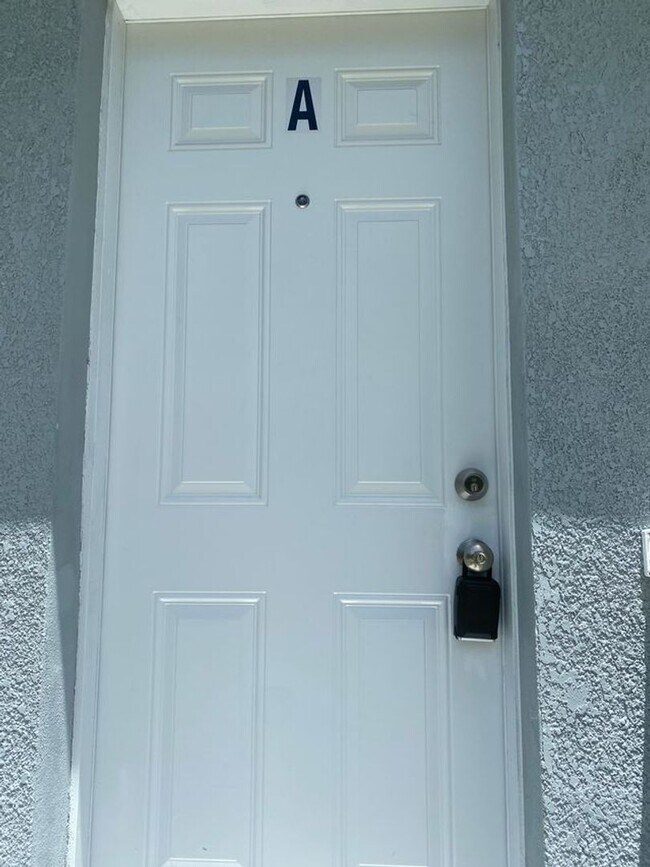 Photo - 1 Bedroom 1 Bath Duplex in Ormand Beach fo... Casa