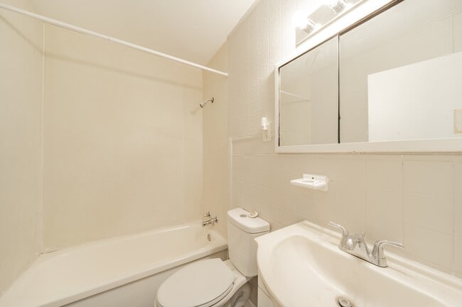 Photo - 1719 N Livingston Ave