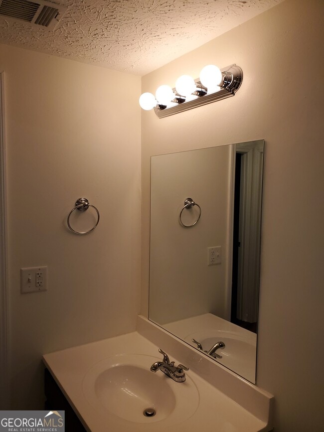 Photo - 312 Crescent Dr