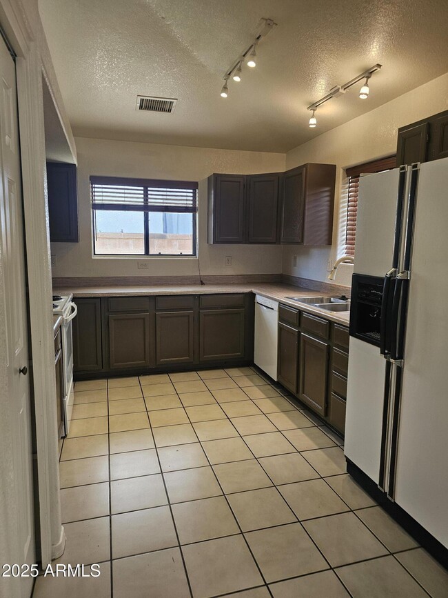 Photo - 5276 Cedar Springs Dr