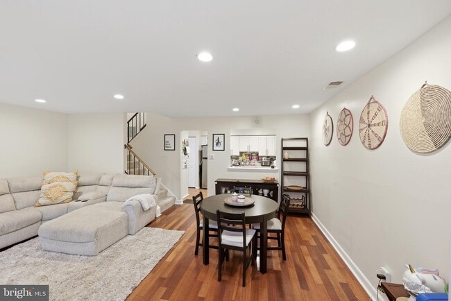 Photo - 13008 Conductor Way