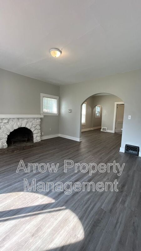 Building Photo - 2800 P St Unit 3 Rental