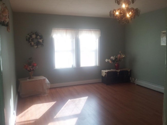 Photo - 919 W Camplain Rd
