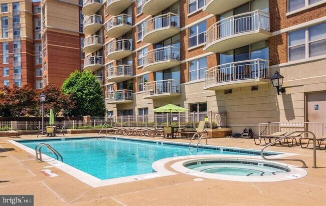 Photo - 1200 Braddock Pl Unidad 601