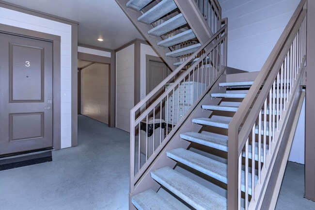 Photo - 331 18th W St Unit 1