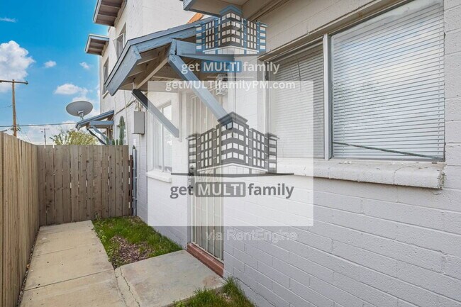 Photo - 1111 E Butler Dr Unit B