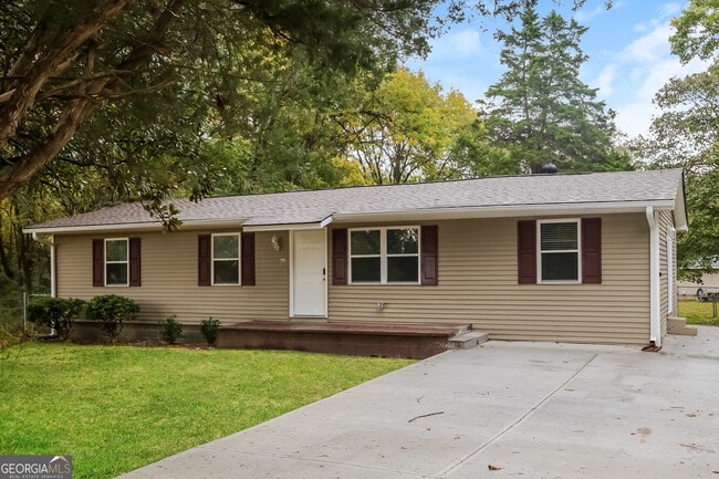 Building Photo - 66 Seminole Rd NE