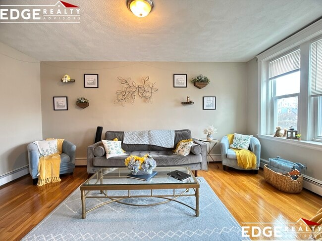 Photo - 22 Wallingford Rd Unit 4