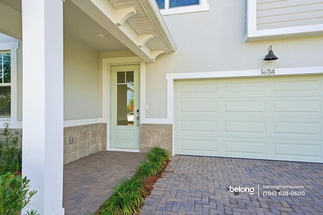 Photo - 14114 SW Surina St