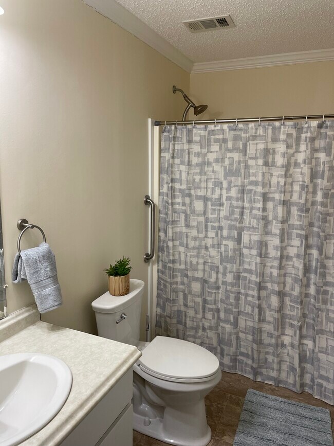 Photo - 4416 Dreux Ave