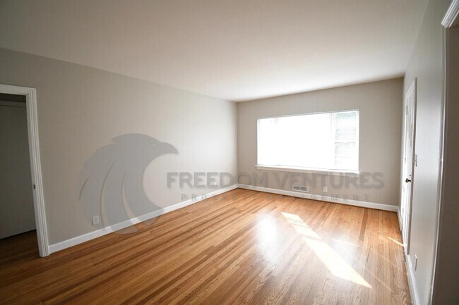 Photo - 8513 4th Ave S