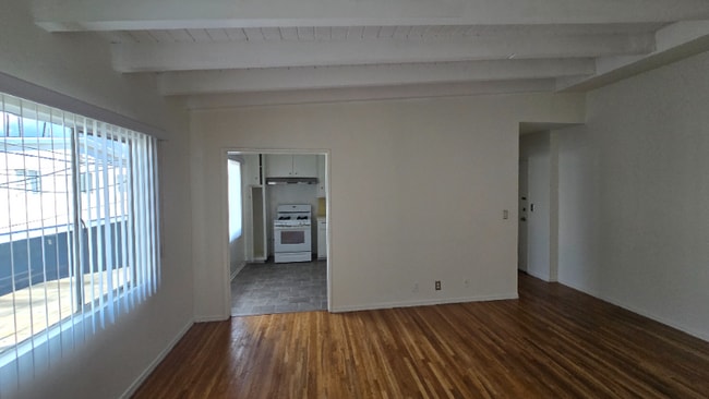 Photo - 12015 Lamanda St Unidad 17