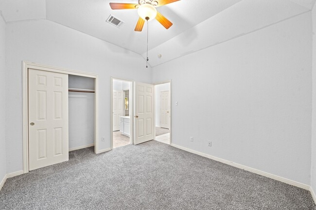 Photo - 4815 Plum Forest Rd
