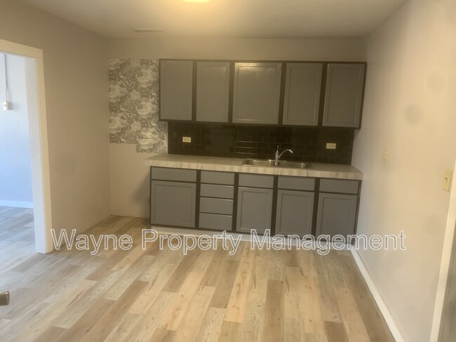 Photo - 21 N Federal St Unit Apt 2