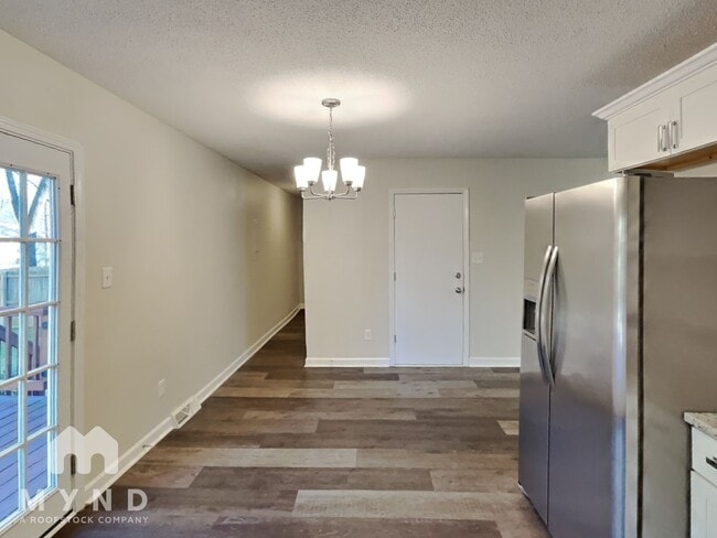 Photo - 8539 Sharonbrook Dr