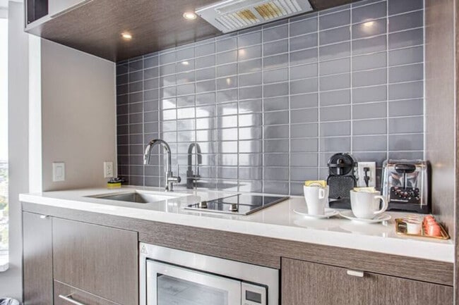 Photo - 155 Yorkville Ave Unité SI ID1094304P