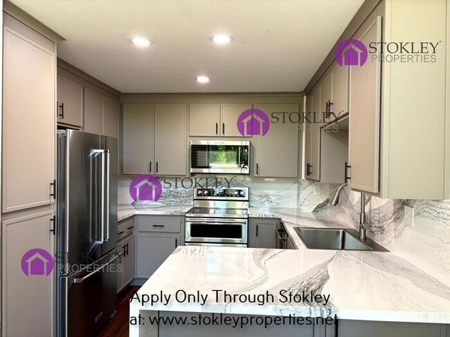 Photo - 141 Southwind Dr