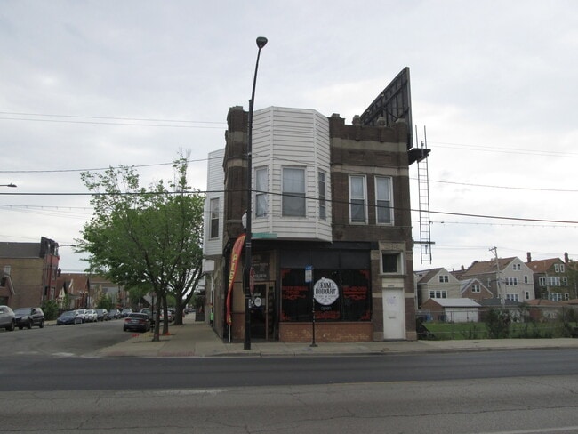 Photo - 2206 S Oakley Ave
