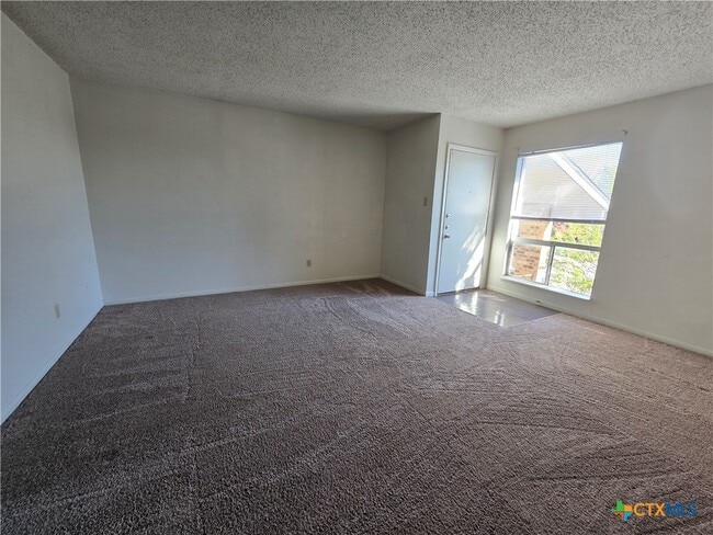 Photo - 209 Oak Trail Dr Unit C