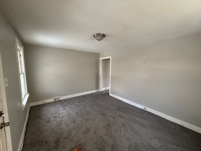 Photo - 618 Farnsworth Ave