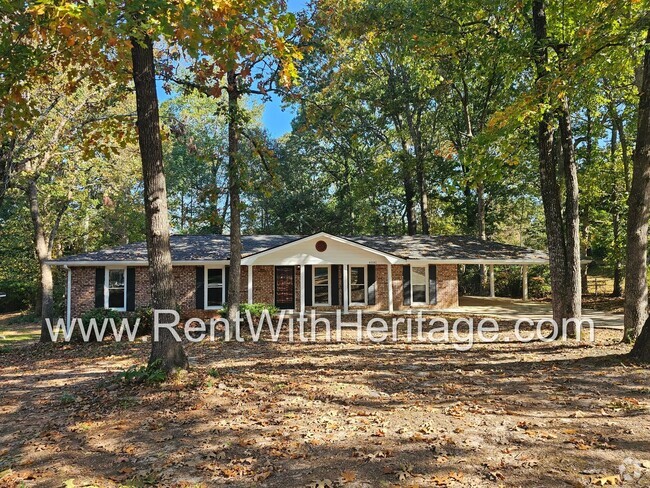 Building Photo - AWESOME STEPLESS RANCH / UPGRADES GALORE/ ... Rental