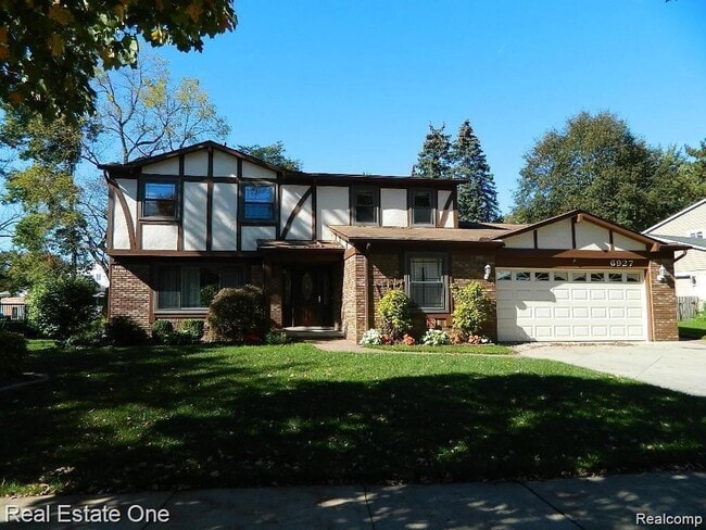 Building Photo - 6927 Northpoint Dr