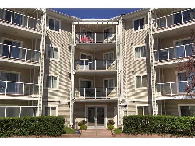 Building Photo - 260-260 Shawville Way SE