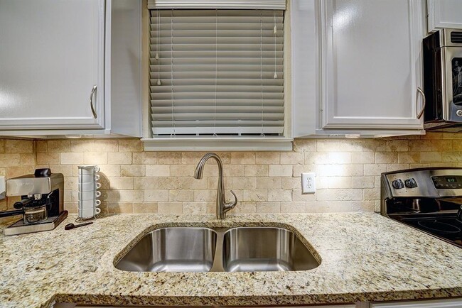 Photo - 1901 Post Oak Park Dr Apartment Unit 3402