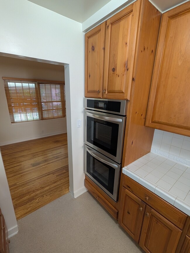 Photo - 1043 Pacific St Unit 1