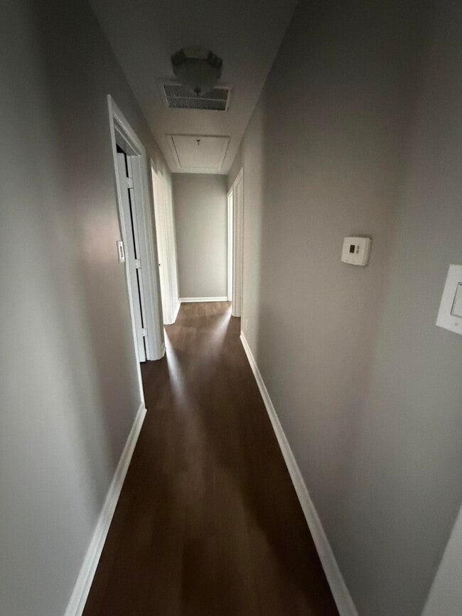 Photo - 611 Chestnut St