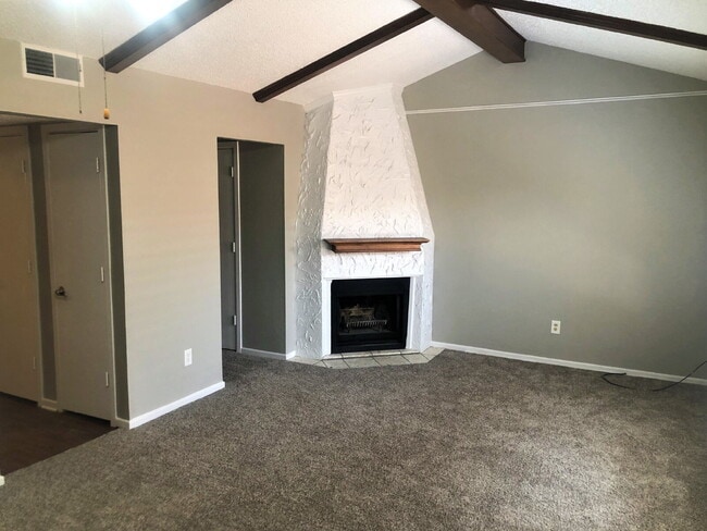 Photo - Captivating Townhome Ready For Move In!