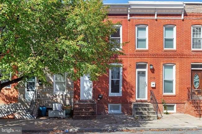 Photo - 1118 W Hamburg St