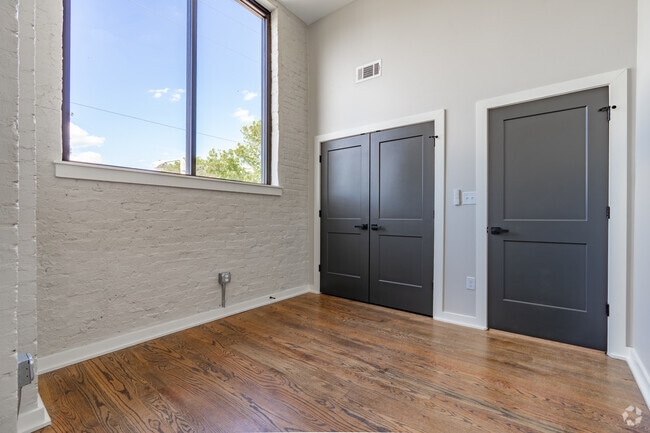 2BR, 2BA - Bedroom