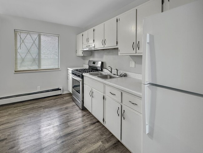 Photo - 1720 Porter St SW Unit 2