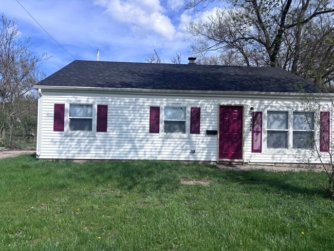 Photo - CROSS PROPERTIES