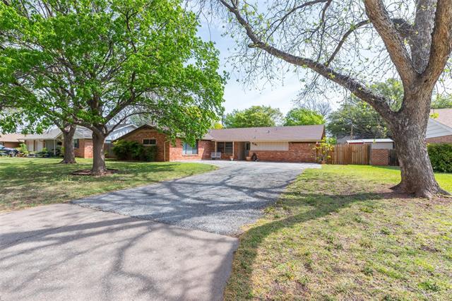 Photo - 2101 Elmwood Dr